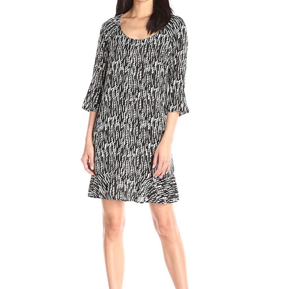 Velvet By Graham and Spencer Challis Dress size M